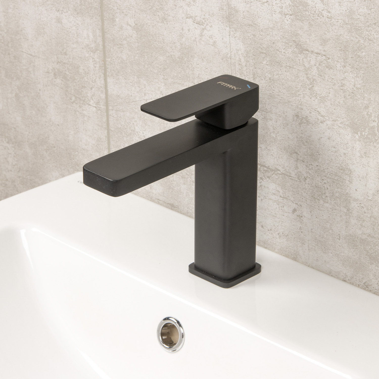 Смеситель для умывальника FMARK черный FS8701H *1/12