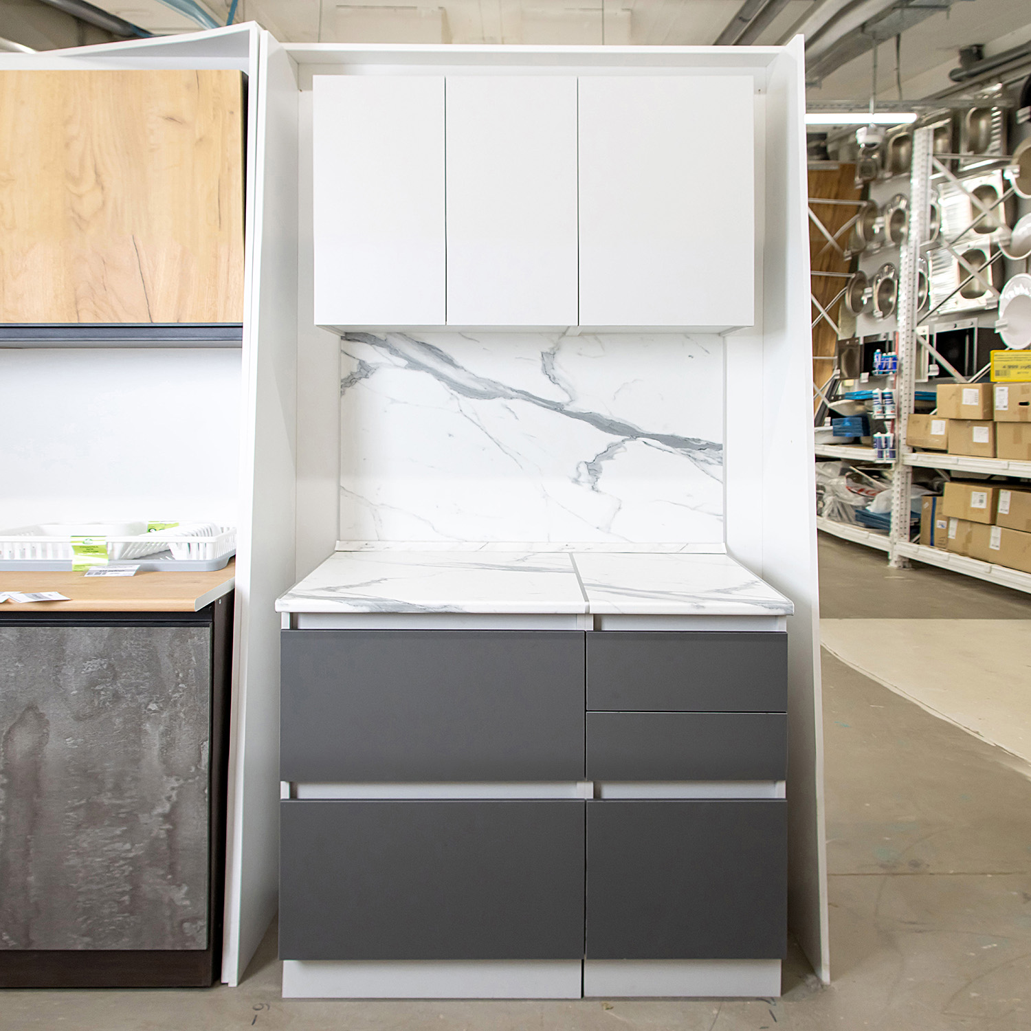 Шкаф навесной 600х676х290 мм BROZEX-WOOD Серый лед, с двумя дверцами, серый / графит