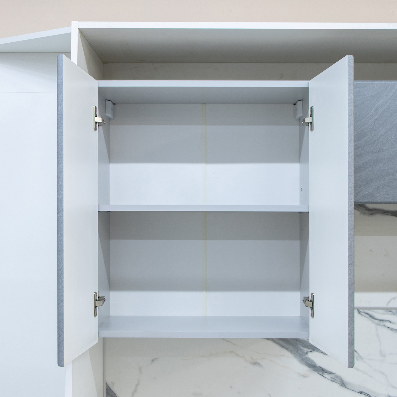 Шкаф навесной 600х676х290 мм BROZEX-WOOD GreyWind, с двумя дверцами