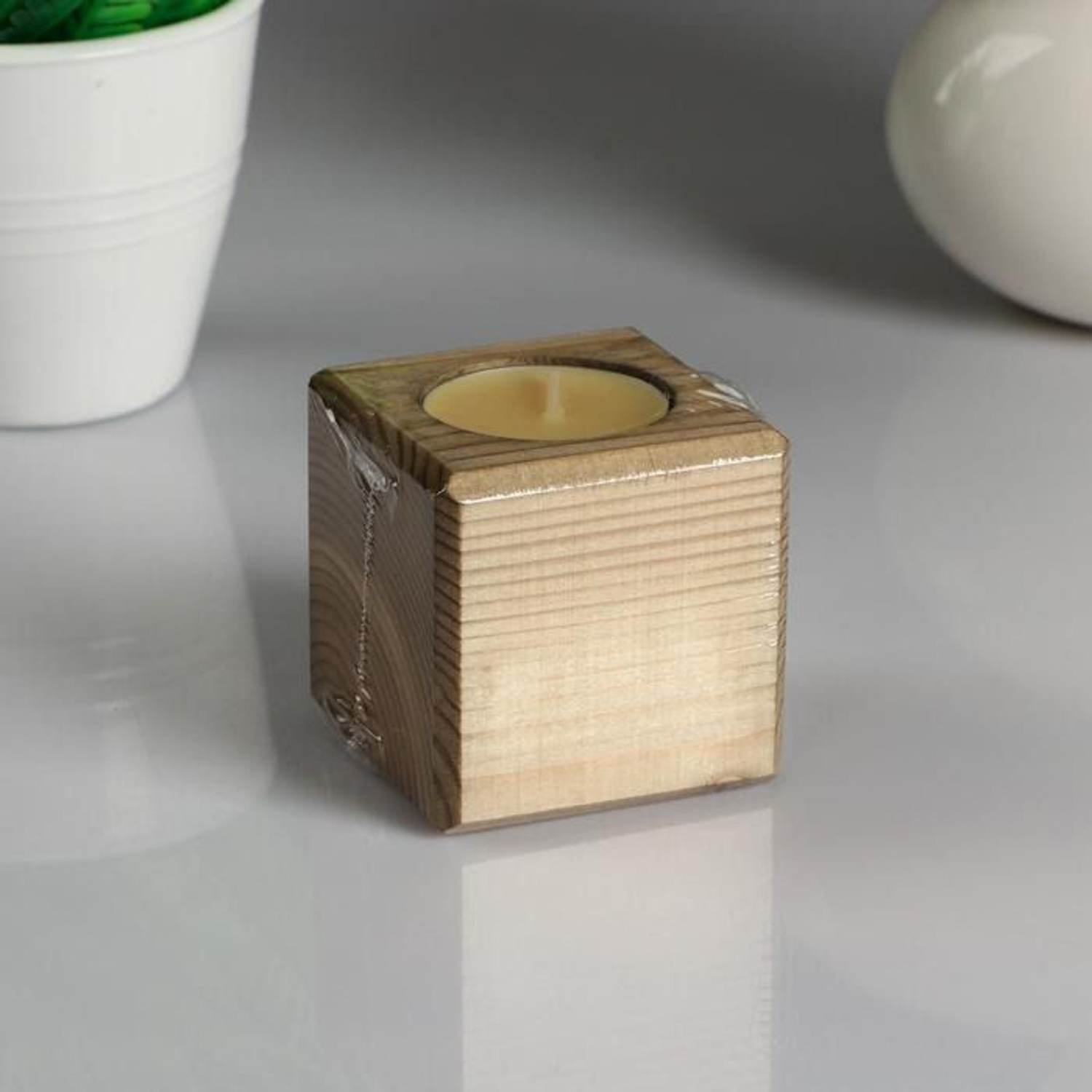 Декоративный подсвечник "Орех", со свечой "Манго" 5149942 Декоративный подсвечник "Орех", со свечой "Манго" 5149942