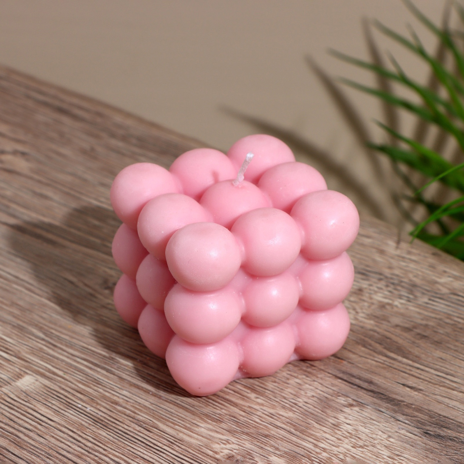 Свеча фигурная формовая «Шарики 3 слоя», 6×6×6 см, соевый воск, МИКС