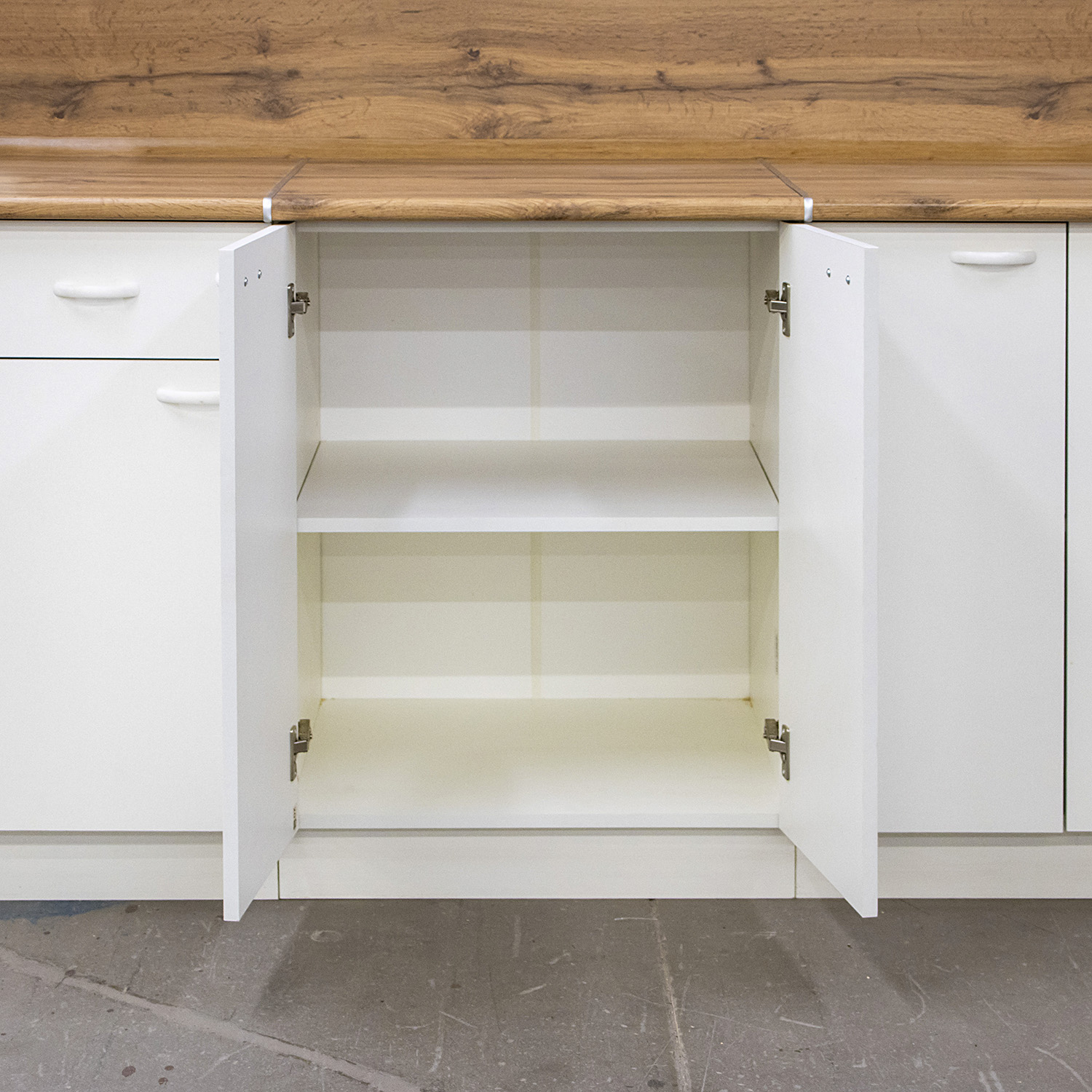 Шкаф напольный 600х850х480 мм BROZEX-WOOD Liberty, с двумся дверцами, белый