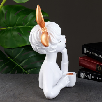 Фигура "Девочка с чашкой" 28х20х15см 7817031