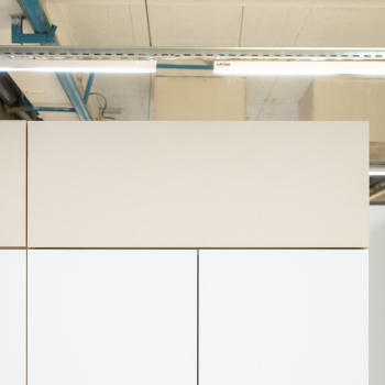 Шкаф навесной 800х300х290 мм BROZEX-WOOD Melissa, 3 ярус, белый / светло-бежевый