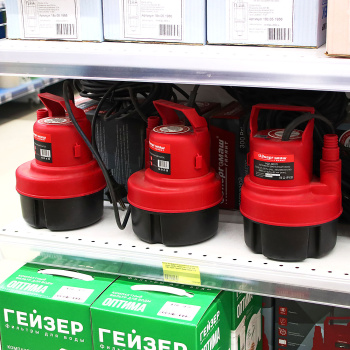 Насос погружной дренажный дчистой воды 300Вт 4900лчас шнур 10м НД1-300П Гарант Энергомаш *16