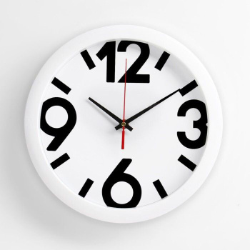 Часы настенные, серия: Классика, "Классика", белый обод, 4 большие цифры, 28х28 см, микс 2436369