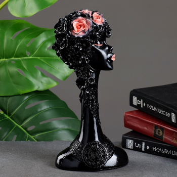 Фигура "Африканка с цветочными волосами" черная с розовым 7817030